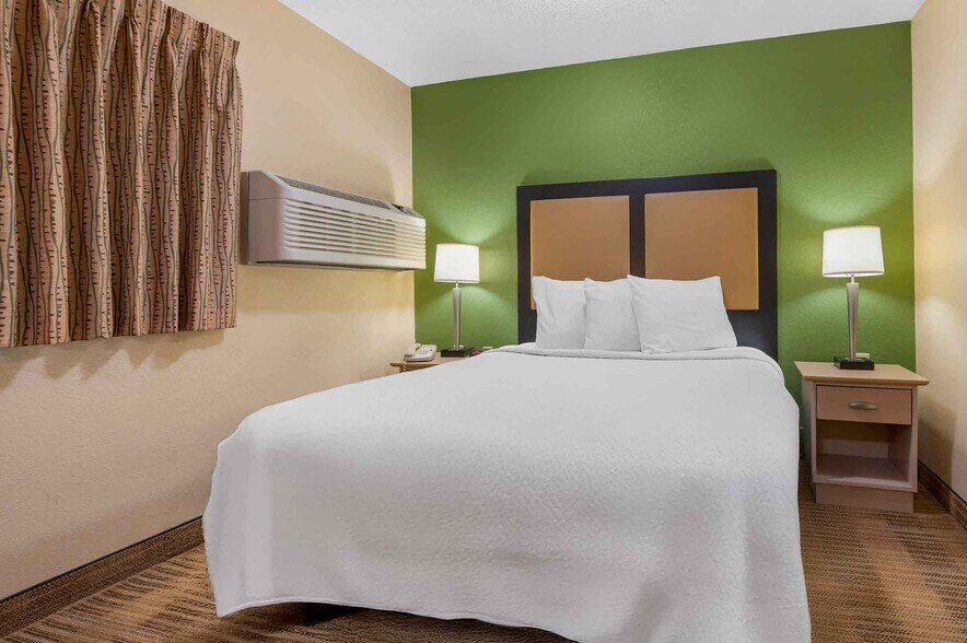 Building Photo - Furnished Studio-Destin - US 98 - Emerald Coast Pkwy.