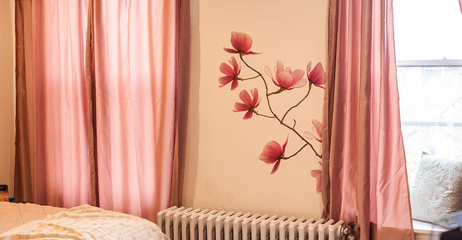 Building Photo - Southside Flats 4 Bedroom! Rooftop Deck! Central AC! Laundry Included!