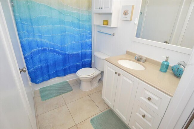 Building Photo - 8625 Mallard Reserve Dr