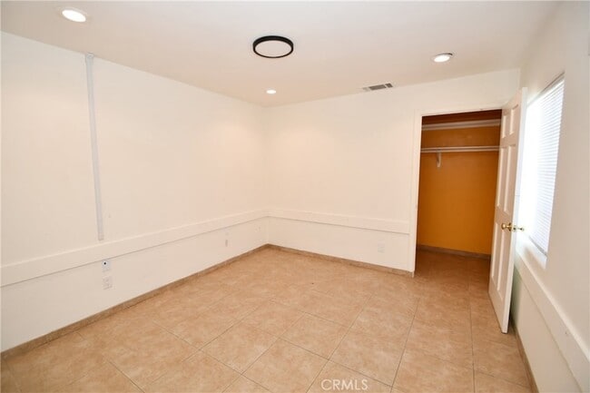 Building Photo - 14103 Fonthill Ave