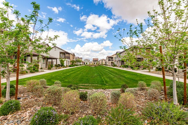 Building Photo - Beautiful home in Eastmark with 3 bedrooms...