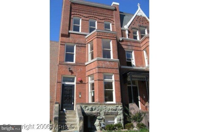 Building Photo - 1502 17th St NW