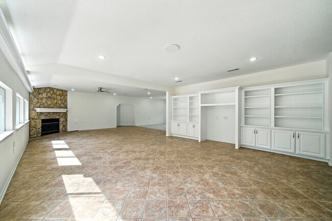 Building Photo - 1506 Shady Glen Dr