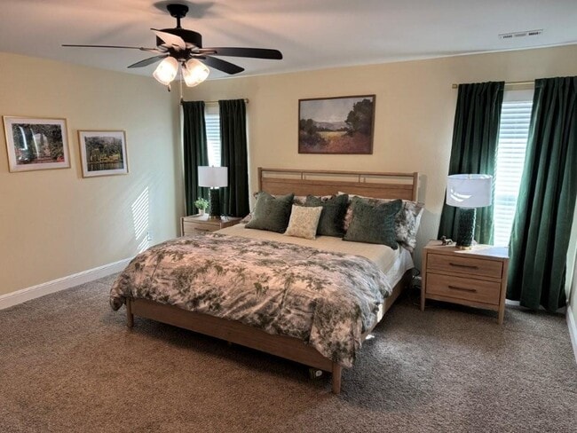 Building Photo - 2415 England Ln