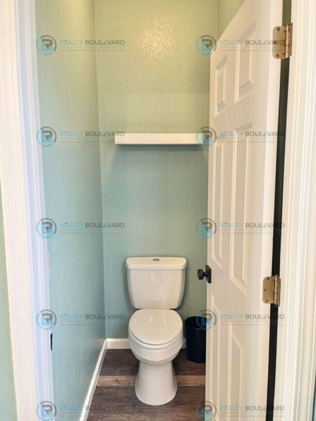 Building Photo - Charming 3-Bedroom Home in Sky Vista Villa...