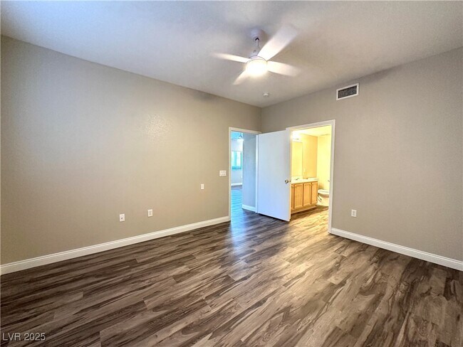 Building Photo - 2052 Jade Creek St