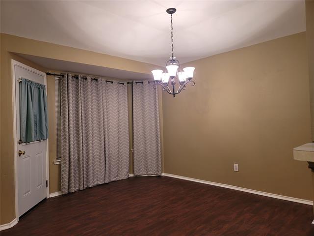 Building Photo - 204 Meadow View Ln