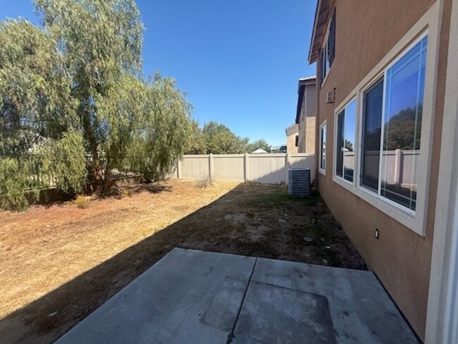 Building Photo - Like New- Home In Menifee!!!