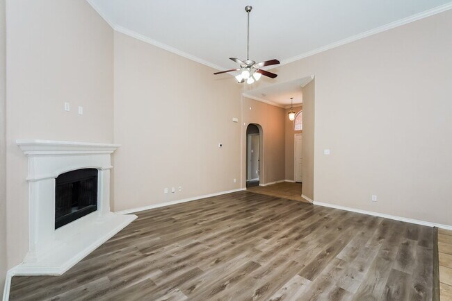 Building Photo - 6137 Kristen Dr