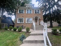 Building Photo - 413 Briarwood Ave SE