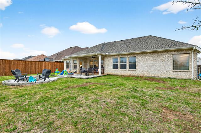 Building Photo - 215 Frio Dr