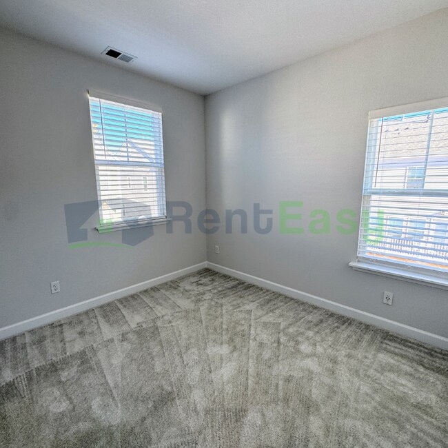 Building Photo - 2005 Laycock Ln