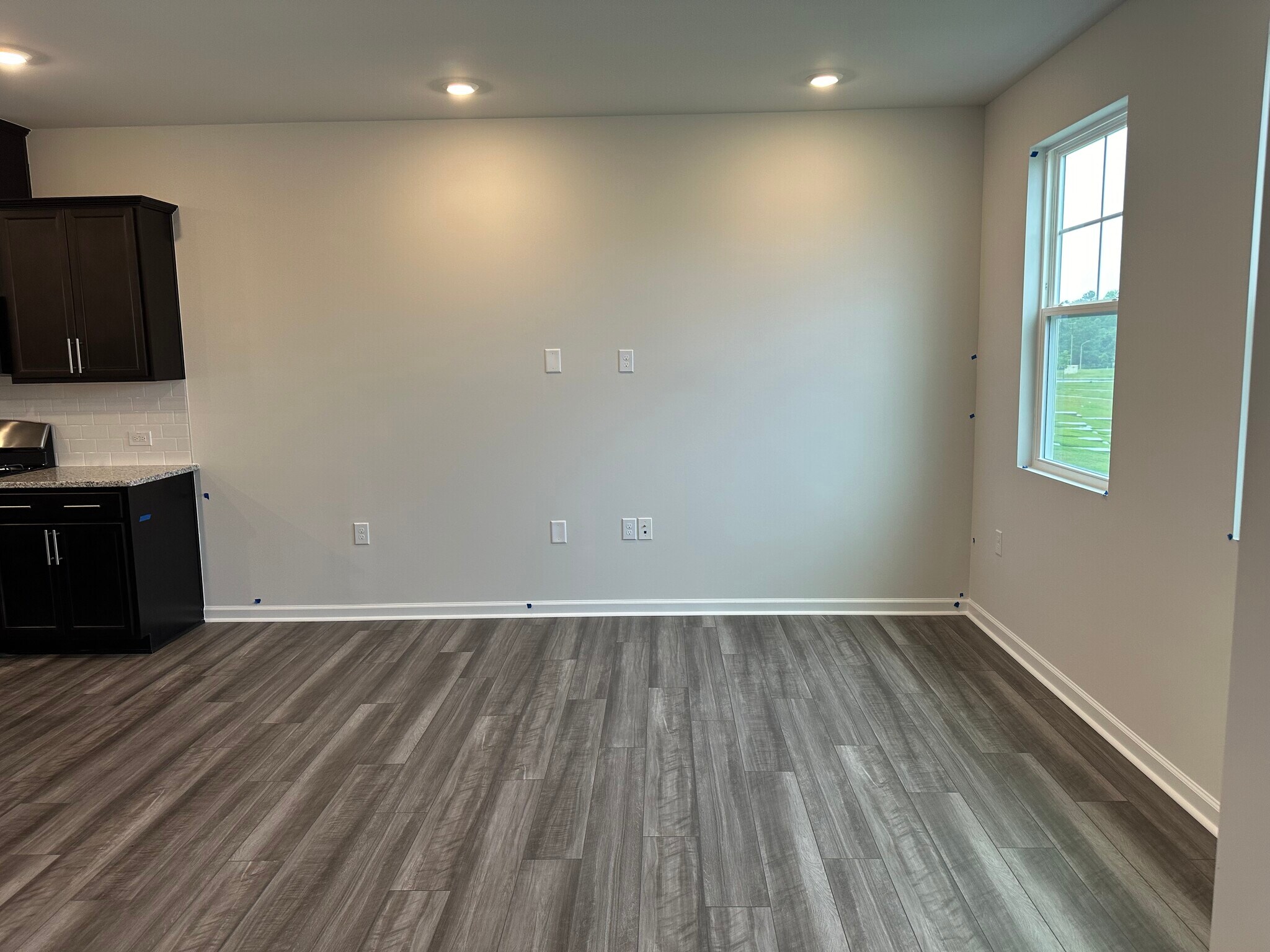 Building Photo - 2517 Kasota Ln
