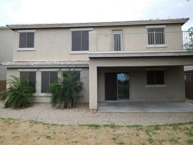 Building Photo - Huge 2700 SFT, Golf-view Community in Villages at Queen Creek!