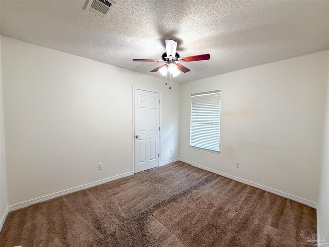 Building Photo - 3313 Linger Ct