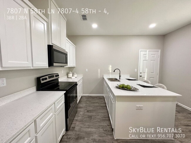 Building Photo - 7807 N 58th Ln
