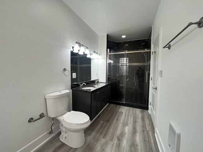 Building Photo - 5172 S Michigan Ave