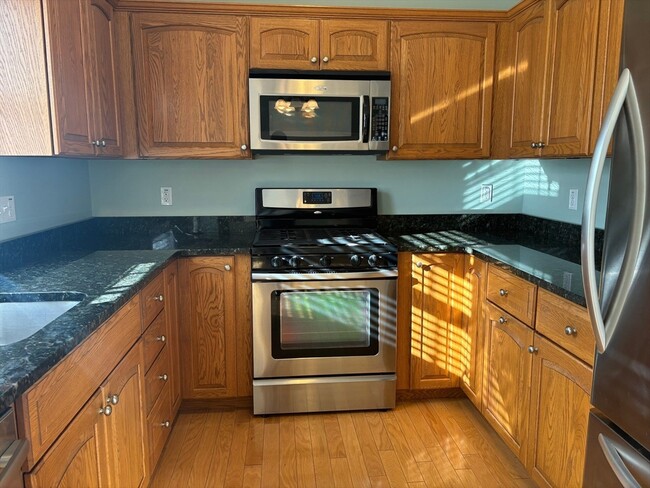 Building Photo - 501 Autumn Ridge Dr