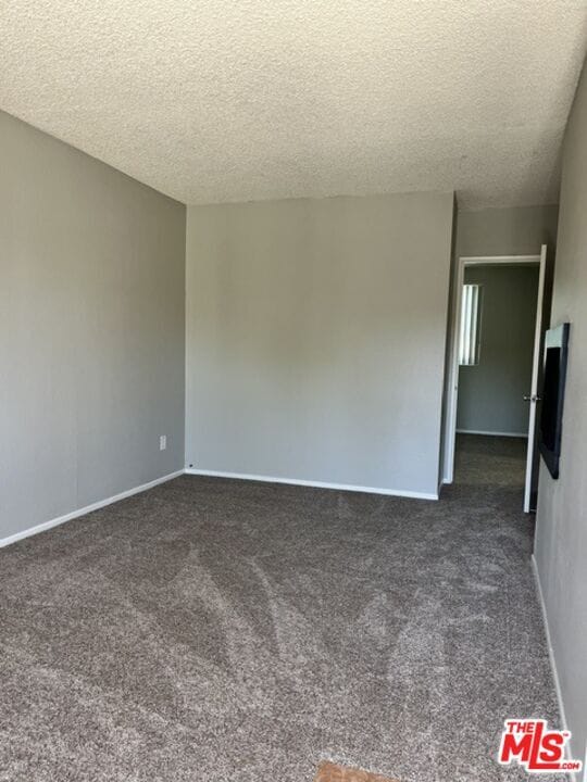 Building Photo - 10540 Balboa Blvd