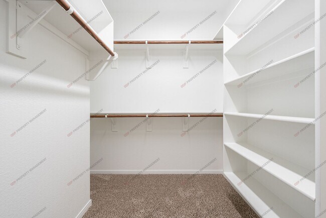 Building Photo - 624 Ripplewood Dr