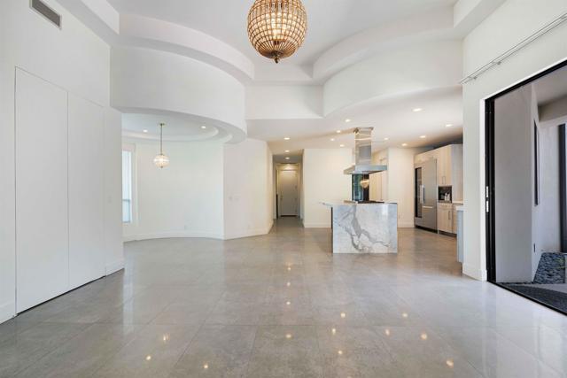 Building Photo - 410 Milagrosa Cir