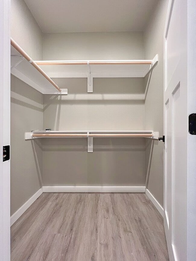 Building Photo - Pet Friendly 2 bed/ 2 bath unit at Soldier Ridge!