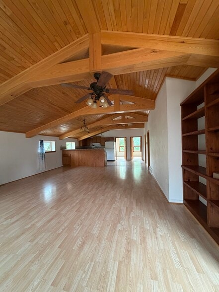 Building Photo - 47930 Henry Hill Ln