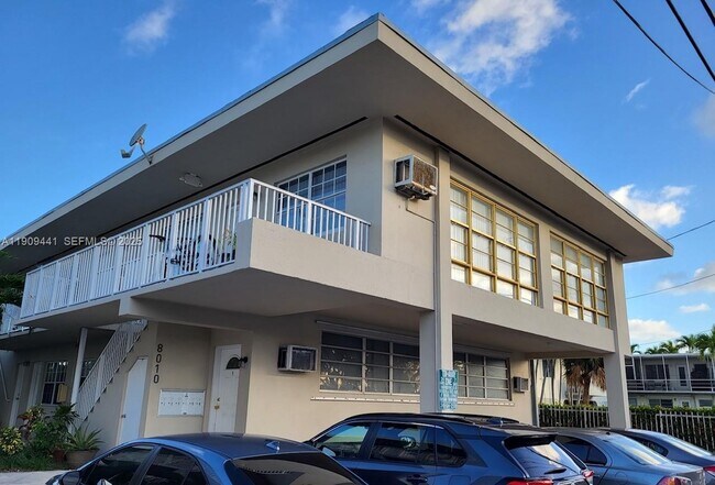 Building Photo - 8010 Tatum Waterway Dr