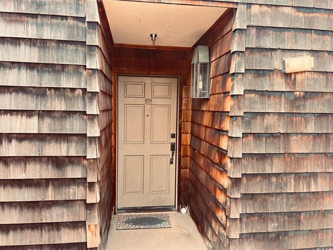 Building Photo - **Recently Lower Rent** Mission Valley Large Two Bedroom Two Bathroom Condo for Rent