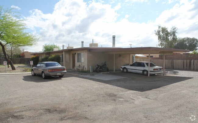 Building Photo - 4230-4232 E Pima St