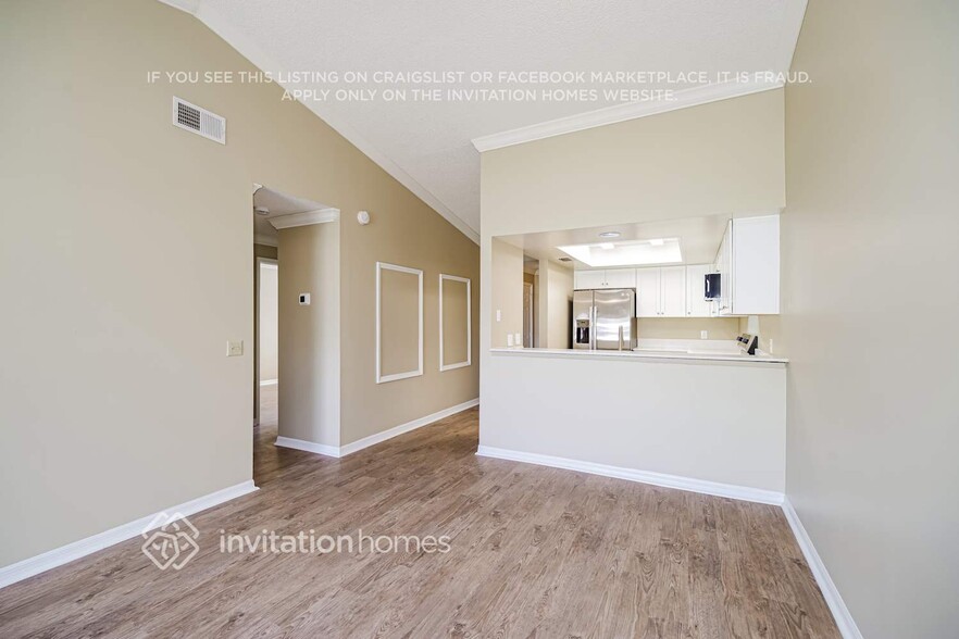 Building Photo - 4117 Bayberry Dr