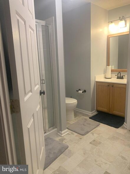 Building Photo - 4823 Shellbark Rd