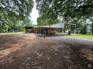Building Photo - 579 Old Speedway Dr NW