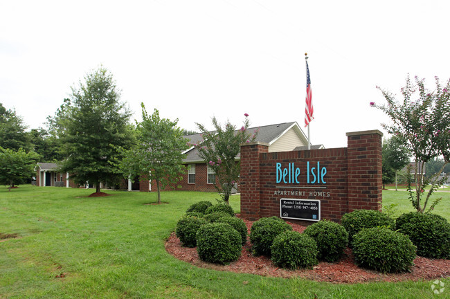 Belle Isle Senior Apartments - Robertsdale, AL | Apartment Finder