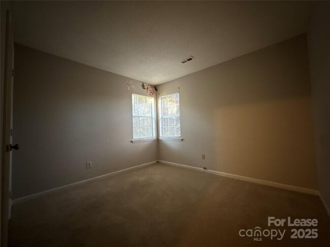 Building Photo - 7426 Barn Stone Dr