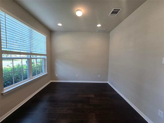 Building Photo - 1613 Rimstone Dr