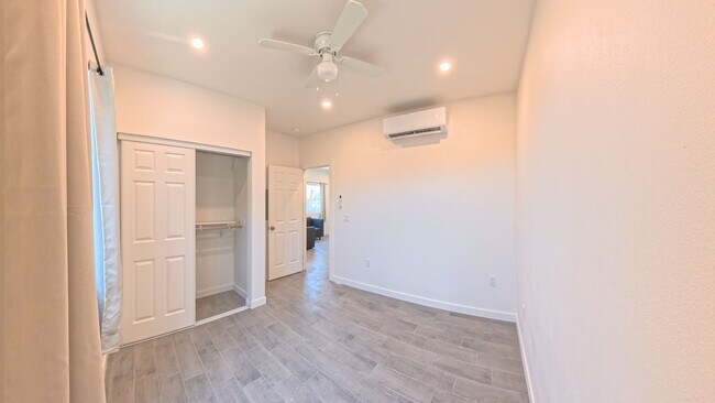 Building Photo - 847 Winston Dr
