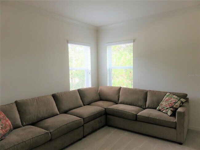 Building Photo - 8811 Citrus Palm Dr