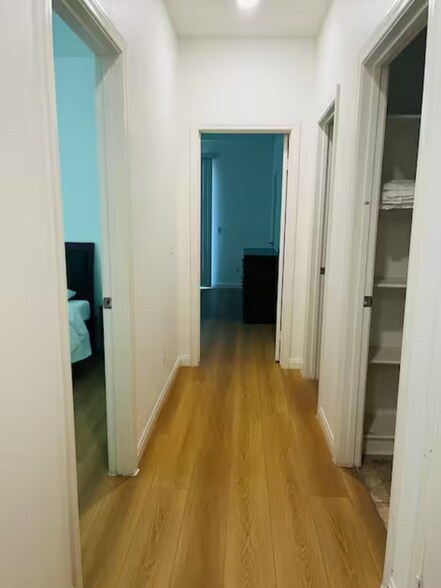 Building Photo - 3005 E Hopkins St