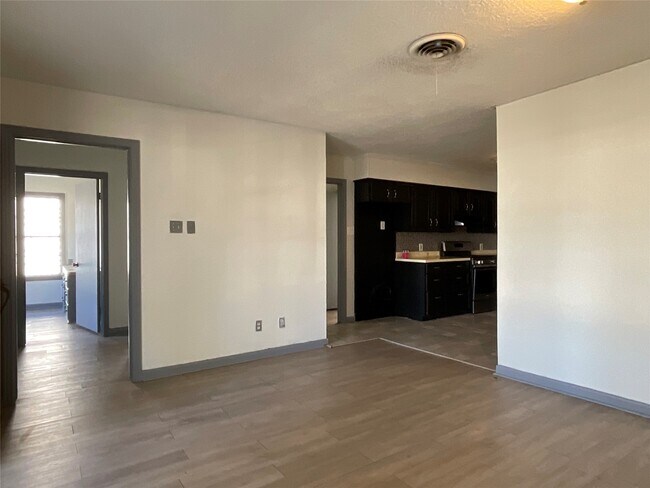 Building Photo - 1309 Jefferson St