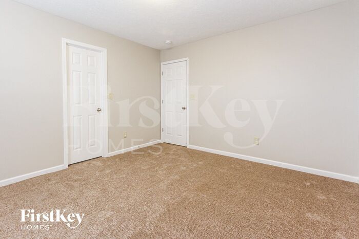Building Photo - 884 Blue Ash Trail