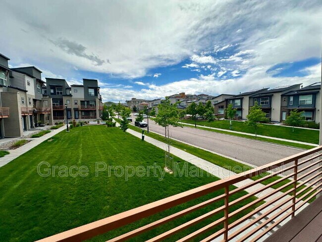 Building Photo - 10051 Belvedere Cir