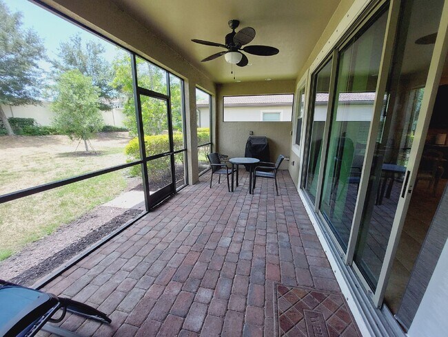 Building Photo - Luxurious Home in Toscana Isles Gated Community