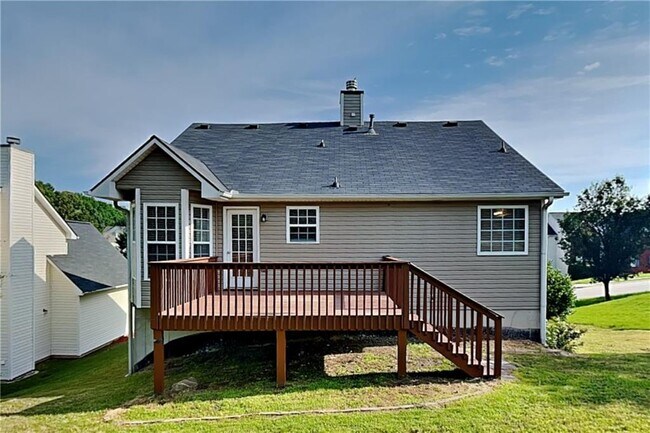 Building Photo - 37 Christopher Dr