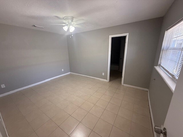 Building Photo - 11005 Tridens Ct