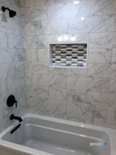 Building Photo - 65 Roseville St