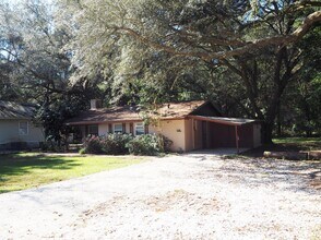 Building Photo - Charming Property in Magnolia Springs!