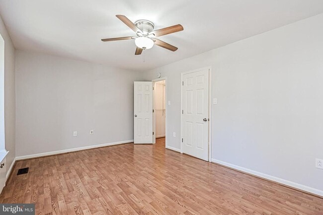 Building Photo - 9929 Hemlock Woods Ln