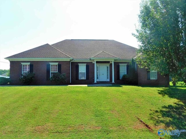 Primary Photo - 108 N Star Dr
