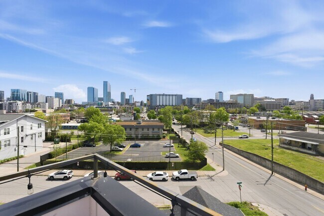 Building Photo - Beautiful 3-BR Property with Rooftop Deck!